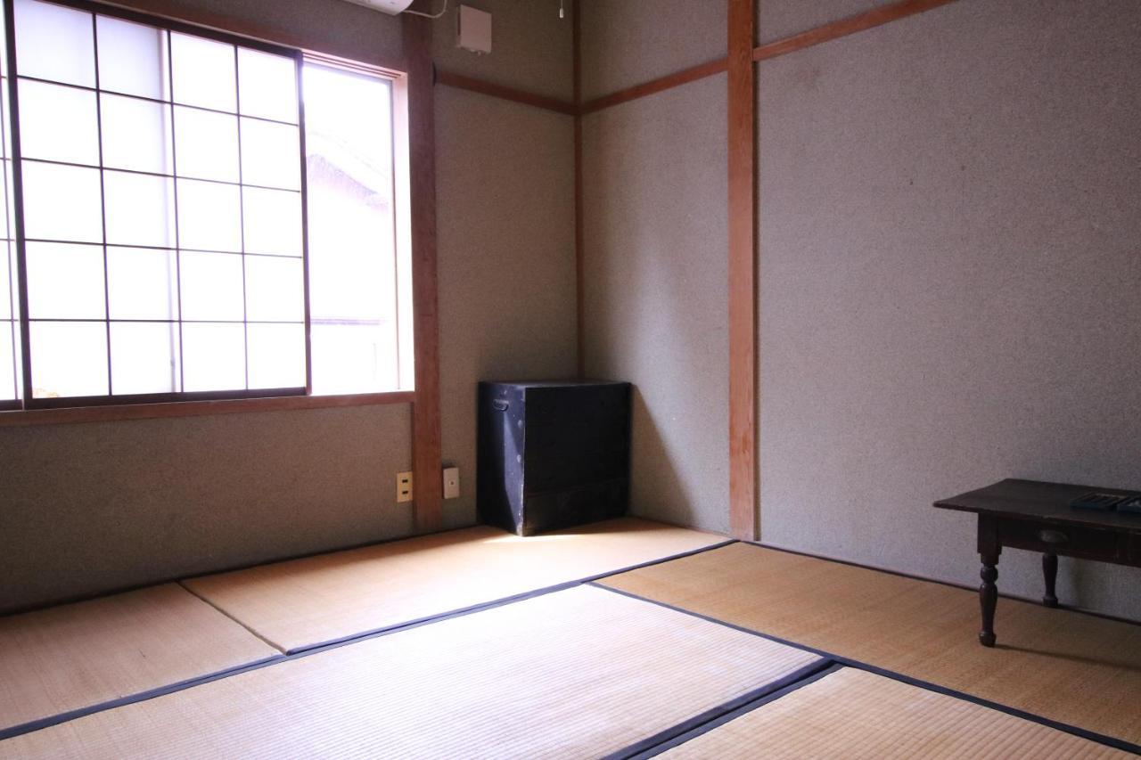 Guesthouse Karikakko 小木 外观 照片
