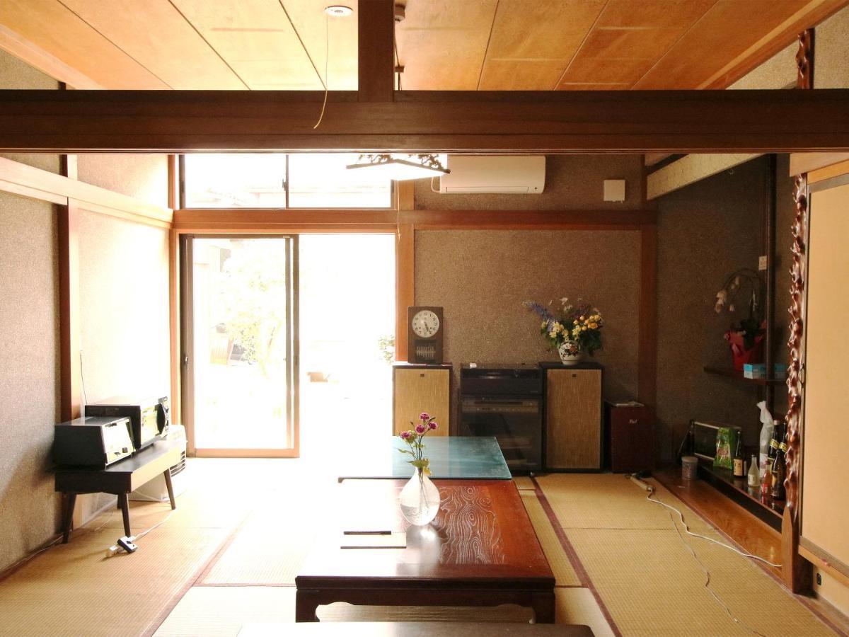 Guesthouse Karikakko 小木 外观 照片