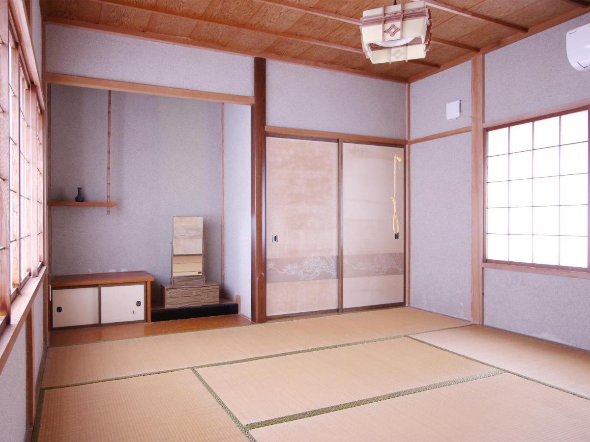 Guesthouse Karikakko 小木 外观 照片