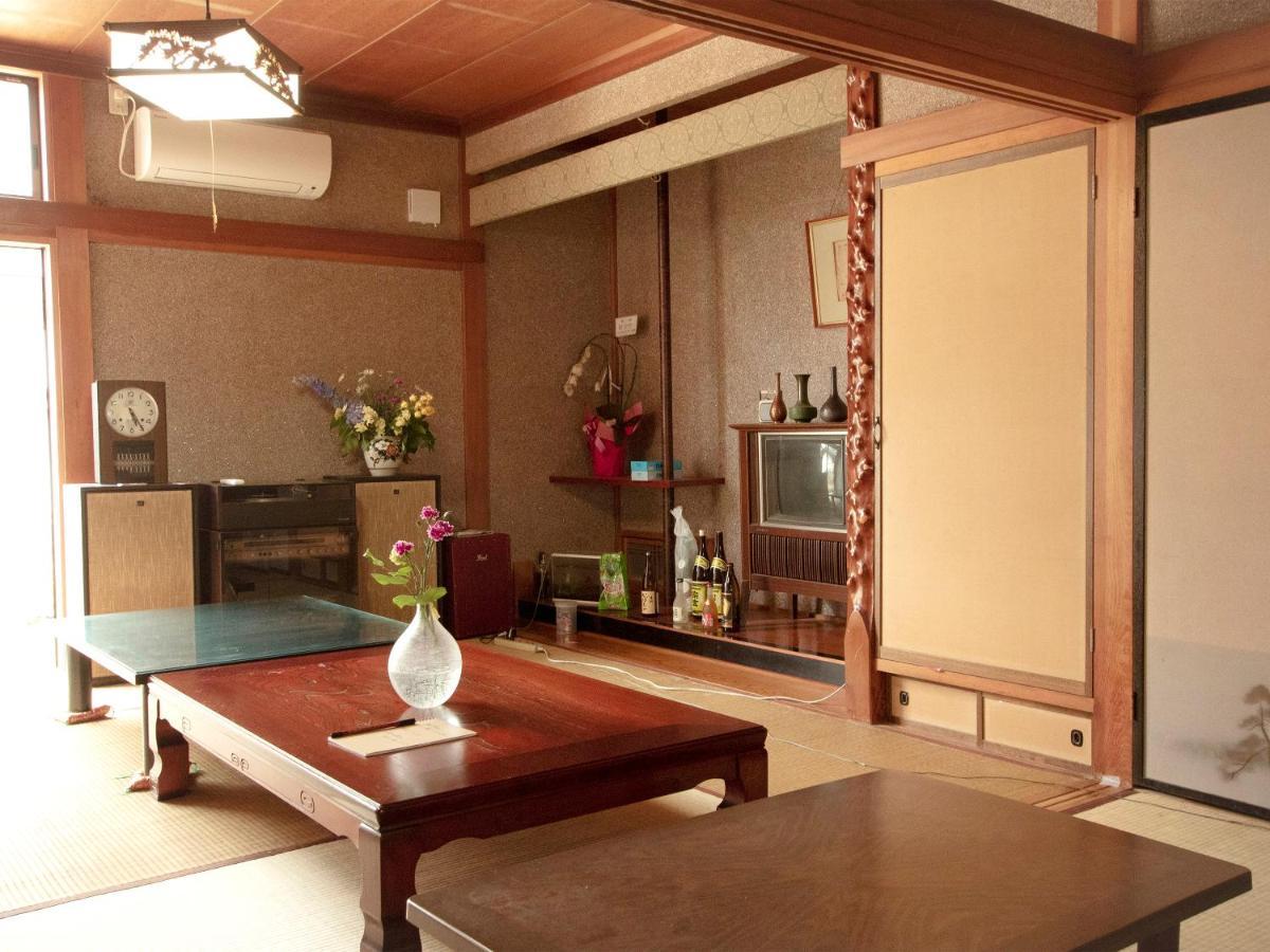 Guesthouse Karikakko 小木 外观 照片